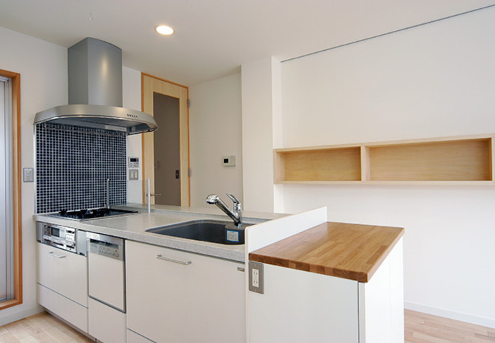 キッチンはモザイクタイルできめる