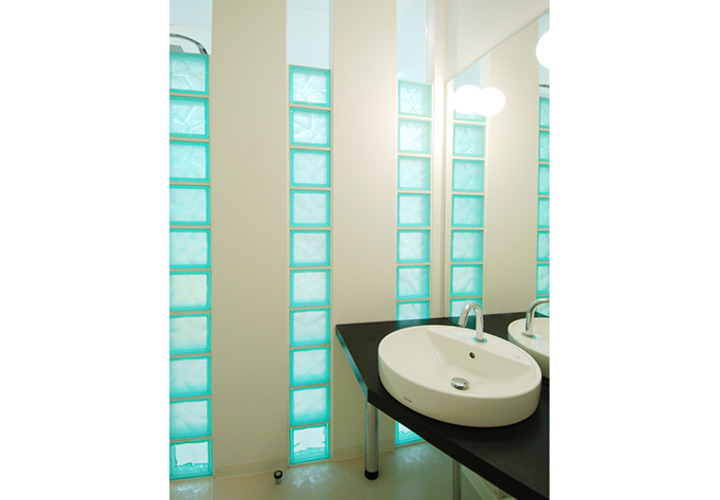 女性用トイレの水まわり