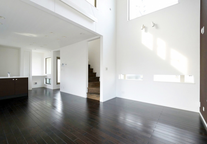 吹き抜けのリビング