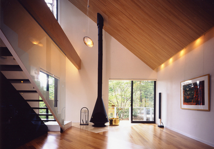 自然素材に包まれたゆとりの「ひろま」