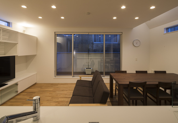 サブ２・照明によるゾーニング