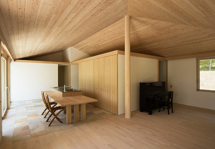 木材にこだわったセカンドハウス