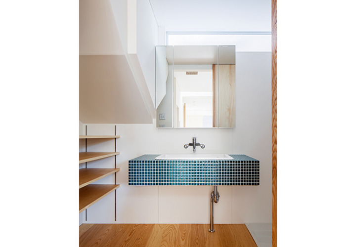 子供が学校から持ち帰ってきた上履きも洗える手洗器