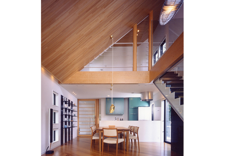 いつもみんなが見渡せる、2階はホビー