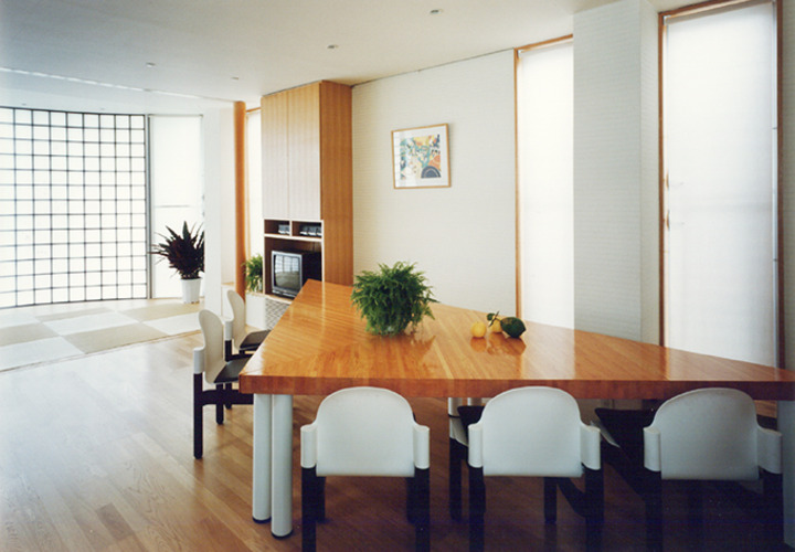 集まれる場、多目的ジャイアントテーブル