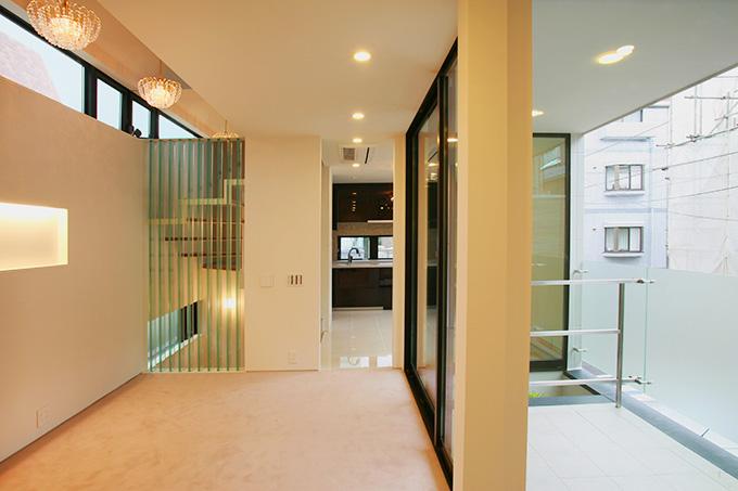 ひかりを組み込む家