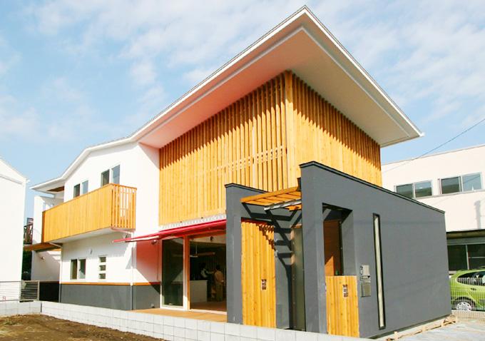 光・緑・風が通り抜ける住まい