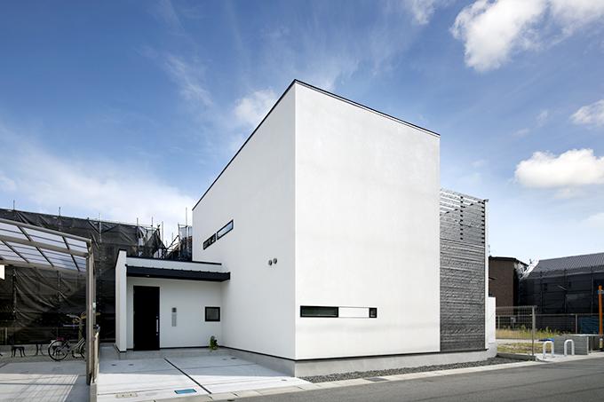 エッジの効いた家