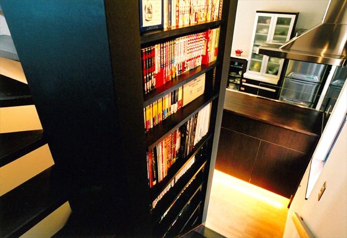 ブックタワーのある住宅