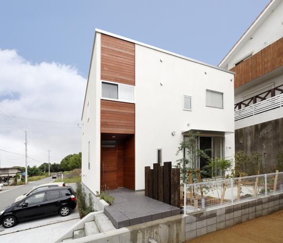 窓のむこうに窓がある家