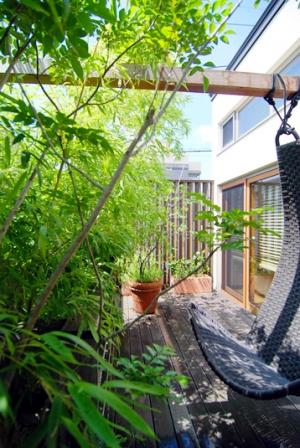 自然を取り込む都市住宅