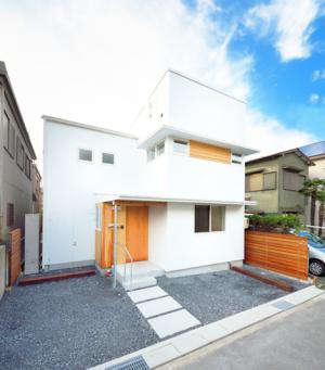 ユキイロノイエ