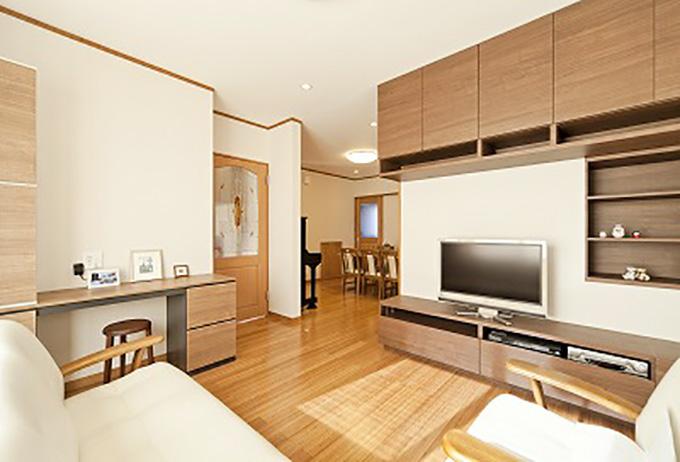 １階に廊下のない機能的な家 Fevecasa フェブカーサ