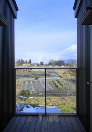 ダイチヲトリコムイエ