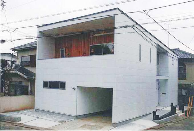 半屋外空間（中庭）のある家