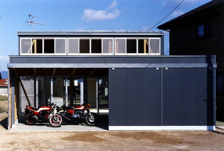 ガレージの家