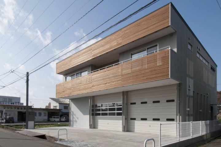 神田の家｜自動車修理工場 併用 住宅