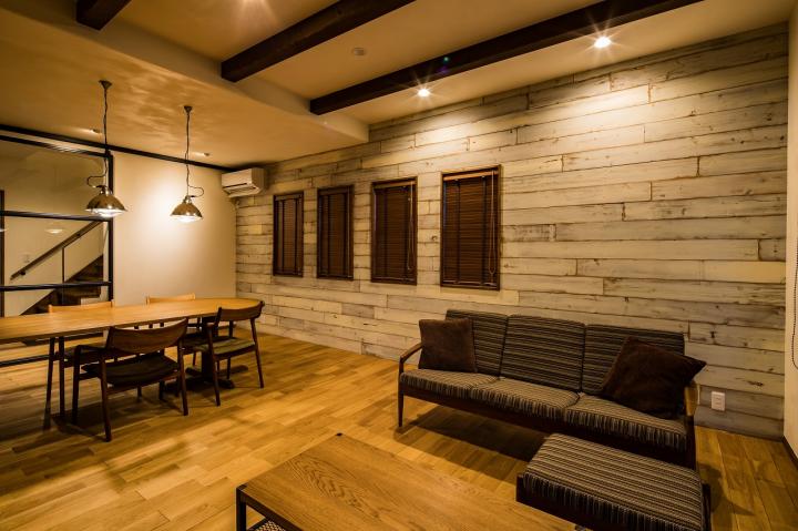 自然素材とアイアンのコラボデザイン住宅