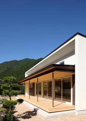 HITOMA   -大きな箱の中に小さな箱 -