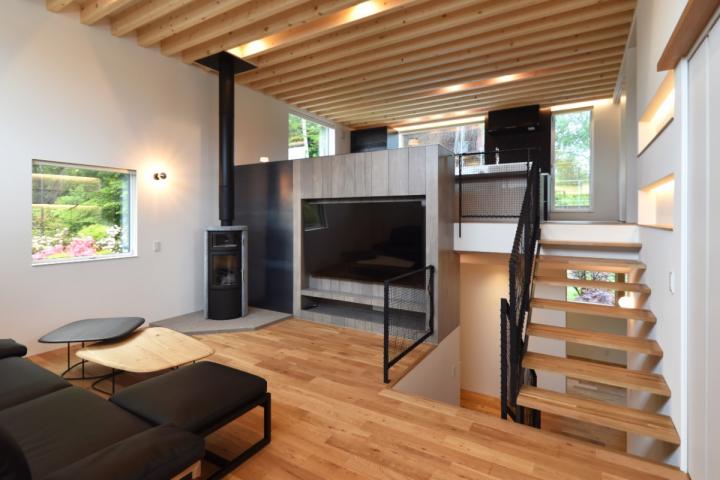 天神山近くのスキップフロアの家