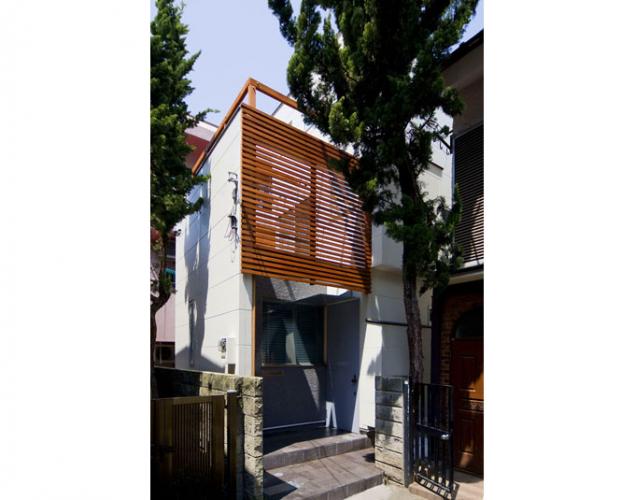 新宿区百人町の家（敷地12坪の家）