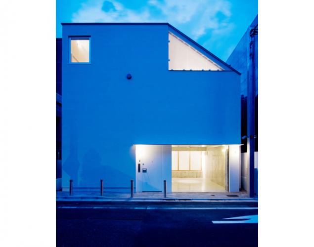 光井戸のある住居