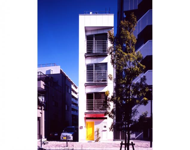 赤羽商業地域に建つ家