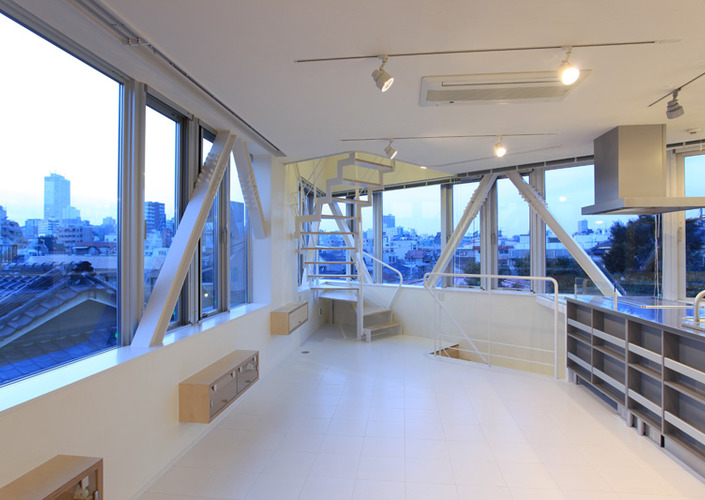 豊島Tー狭小傾斜変形敷地、条件をメリットに変える眺めのよい部屋ー