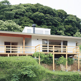 掛川・里山に建つ家