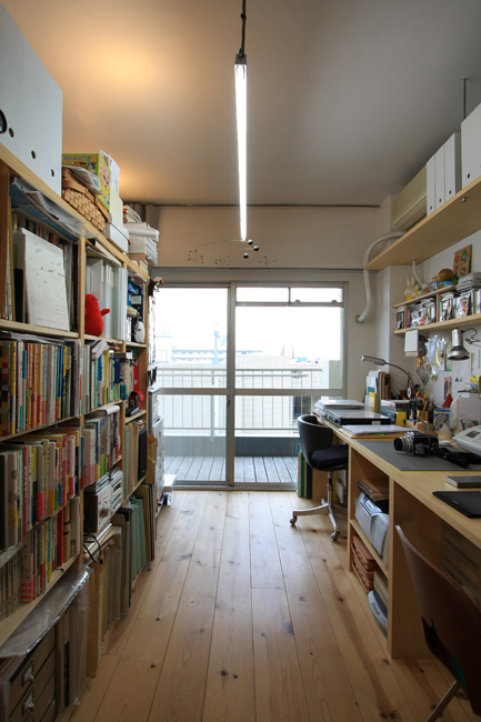 日中長い時間を過ごすアトリエも日当り抜群