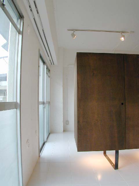 造り付けだから自分達のからだのサイズにあわせてオーダーできる家具