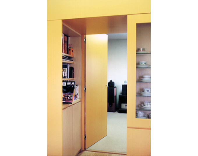 間仕切り家具を見る