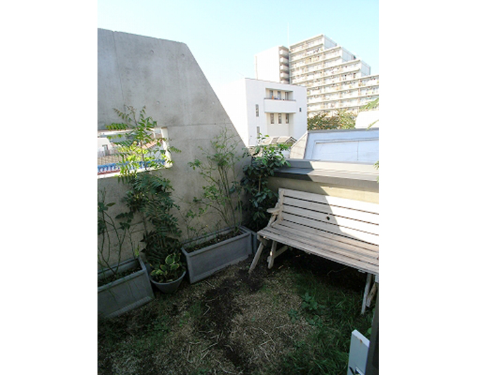 屋上テラスは落ち着ける空間に