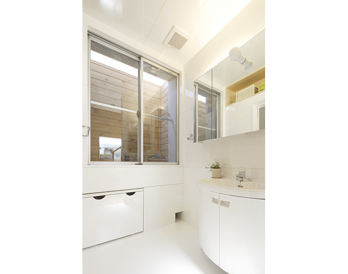 洗面脱衣と物干しスペース