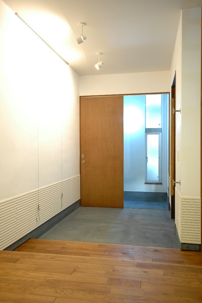 ディスプレイを楽しめる玄関スペース