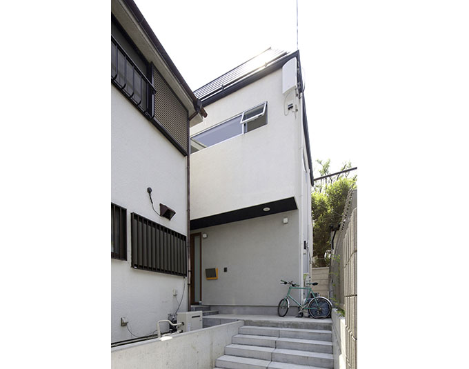 前面道路からのアプローチ