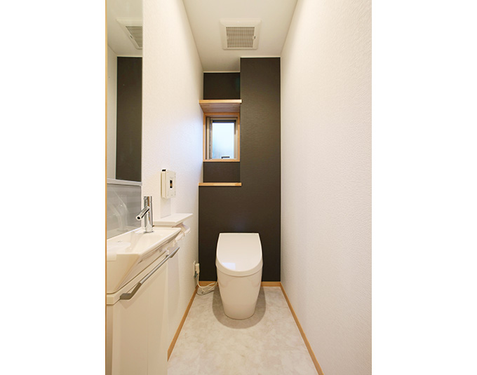 スッキリまとめられたトイレ