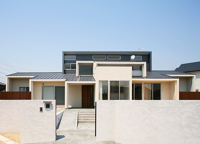 規則性のない動きのある外観