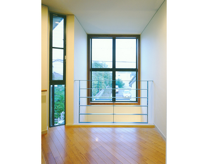 吹き抜けを明るく照らすハイサイドライト