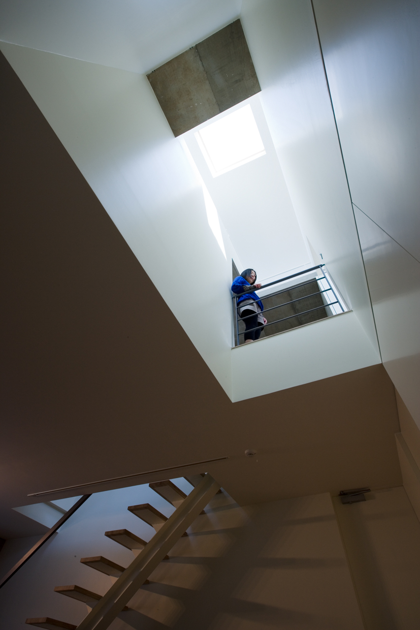 まるで美術館のような白い空間