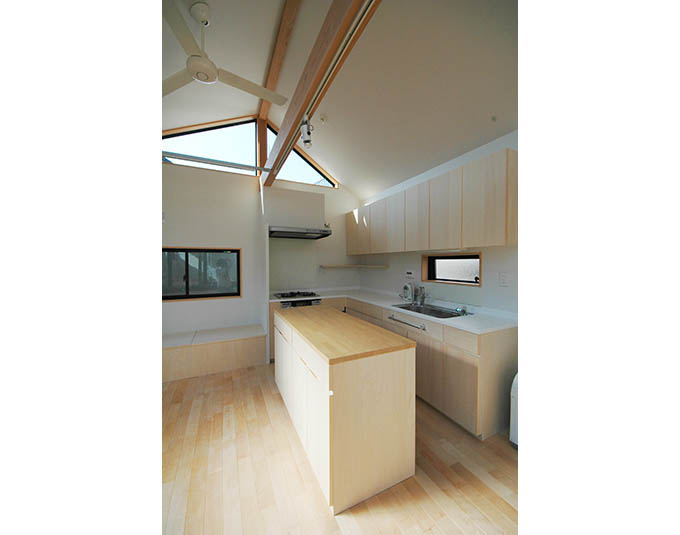 リビングに面したキッチン