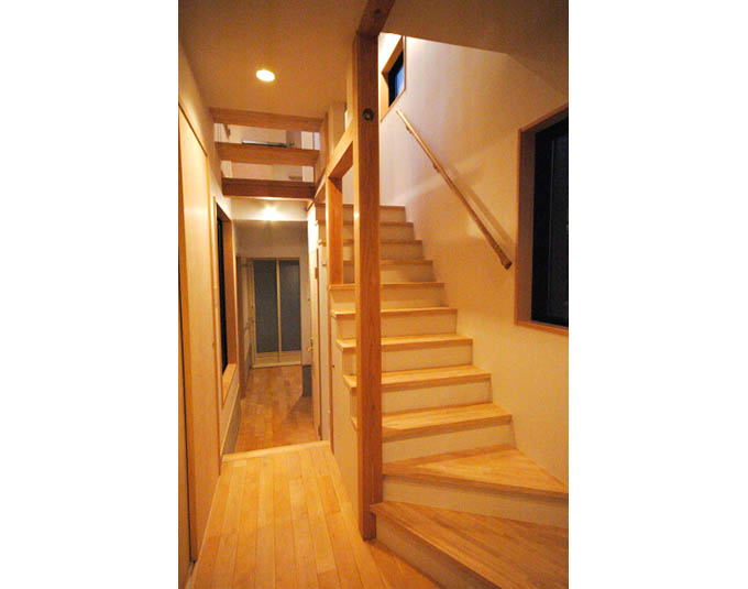 木材の優しさを生かした室内