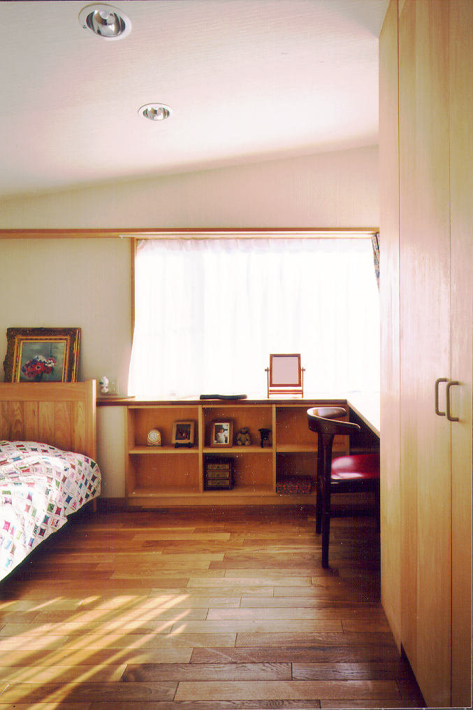 将来子ども部屋にもなる寝室