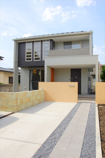 シンプルな外観