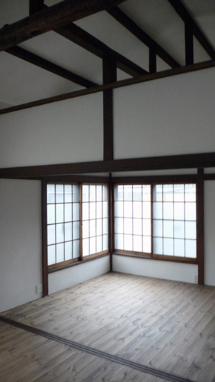 小屋裏