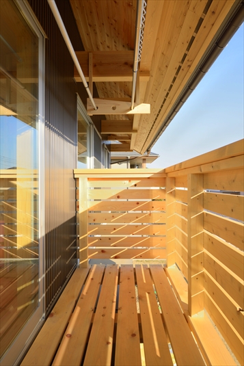 木製バルコニー