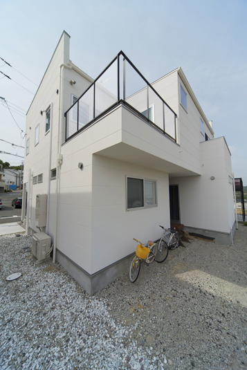 ２階テラス側の外観