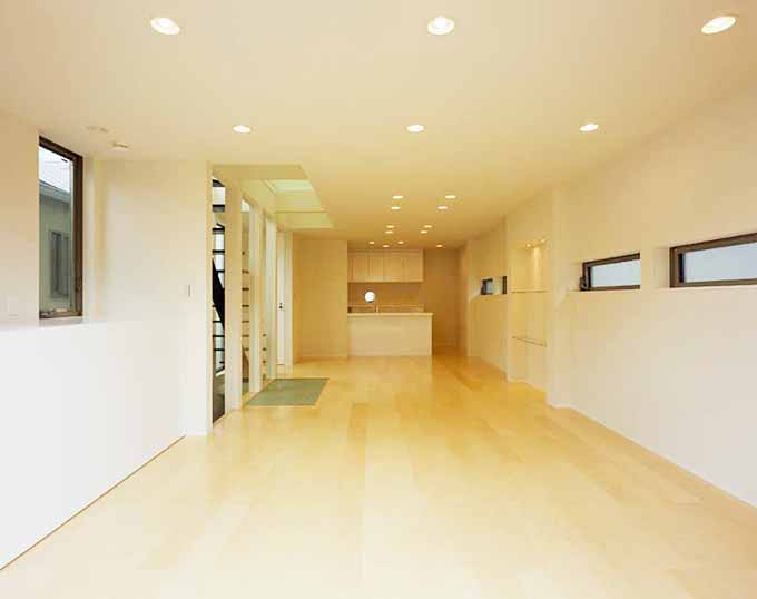 開放感がある明るいリビング