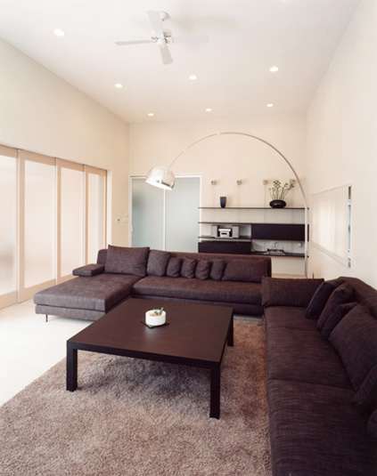 くつろぎの空間を演出するリビング家具