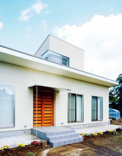 緑あふれる自然と暮らす家